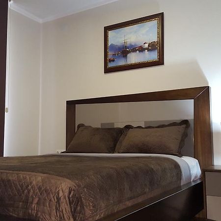 Mimino Apartment Deluxe First Line Батумі Екстер'єр фото