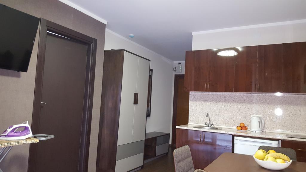 Mimino Apartment Deluxe First Line Батумі Екстер'єр фото